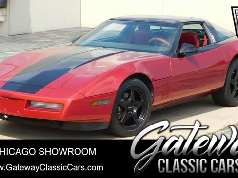 Used 1988 Chevrolet Corvette Coupe image 1