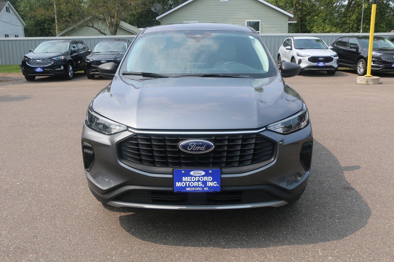 Used 2024 Ford Escape Active AWD/4WD image 9