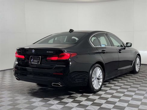 Used 2022 BMW 530i xDrive 530i xDrive w/ Convenience Package image 10