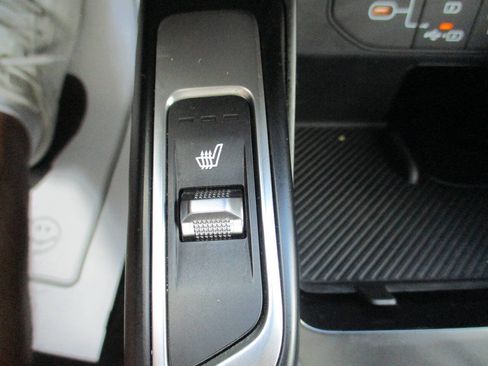Used 2024 Kia Sorento S w/ Panoramic Sunroof Package AWD/4WD image 19
