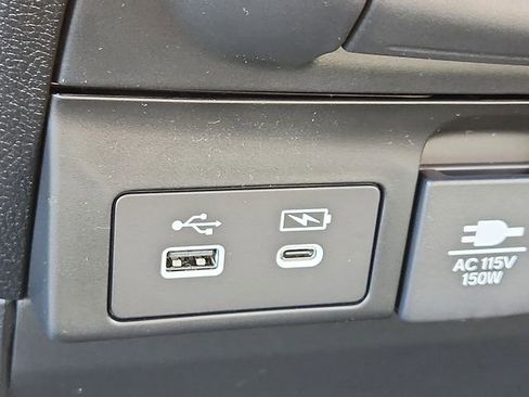 New 2026 Honda Odyssey Touring image 21