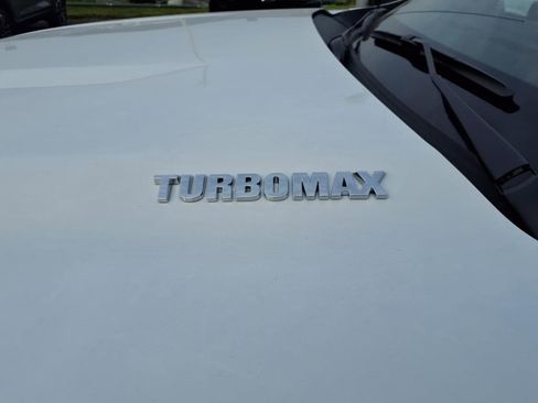 New 2025 Chevrolet Silverado 1500 RST AWD/4WD image 9