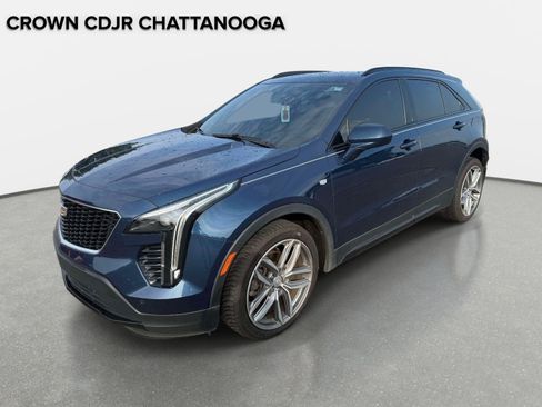 Used 2019 Cadillac XT4 Sport FWD image 1