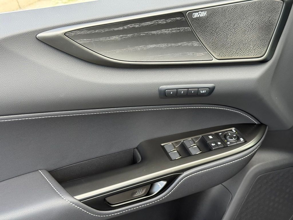 New 2026 Lexus NX 350 AWD w/ Luxury Package image 17