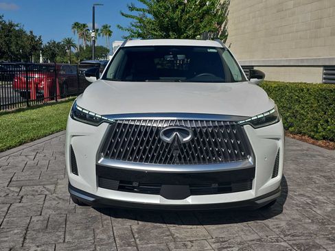 Certified 2026 INFINITI QX60 Luxe w/ Family Package FWD image 2