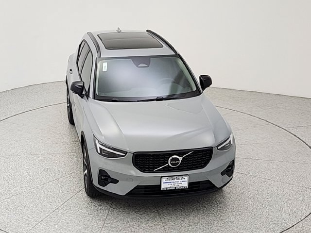 New 2026 Volvo XC40 B5 Plus w/ Protection Package Premier AWD/4WD image 14