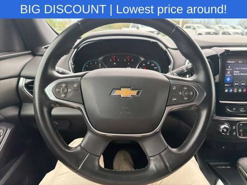 Used 2023 Chevrolet Traverse LT AWD/4WD image 43