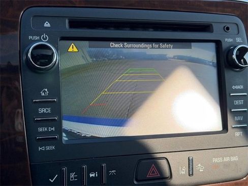 Used 2014 Buick Enclave Leather w/ Trailering Provision Package image 25