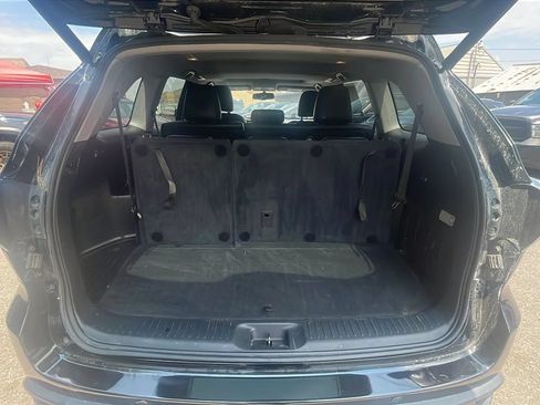 Used 2016 Toyota Highlander XLE AWD/4WD image 24
