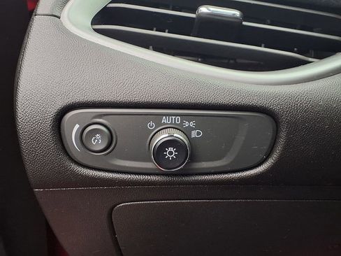 Used 2023 Chevrolet Malibu LT FWD image 6