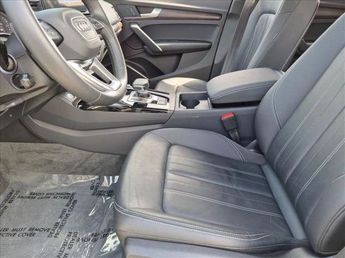 Used 2023 Audi Q5 2.0T Premium w/ Convenience Package AWD/4WD image 14