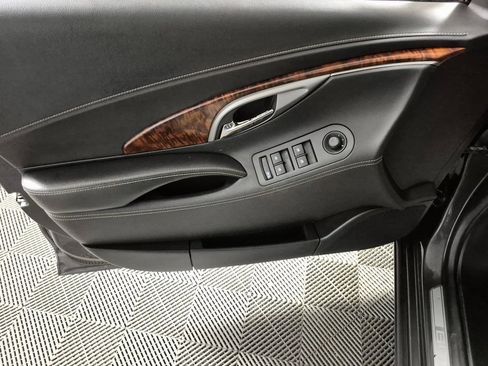 Used 2013 Buick LaCrosse Premium image 13
