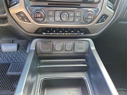 Used 2018 GMC Sierra 1500 Denali image 29