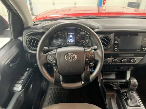 Used 2021 Toyota Tacoma SR AWD/4WD image 11