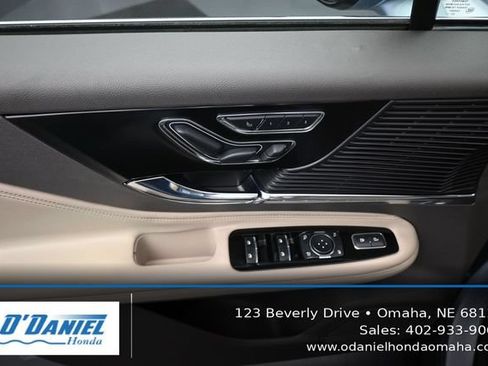 Used 2022 Lincoln Corsair Reserve w/ Equipment Group 201A AWD/4WD image 24