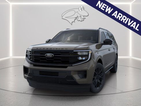 New 2026 Ford Expedition Max Platinum image 1