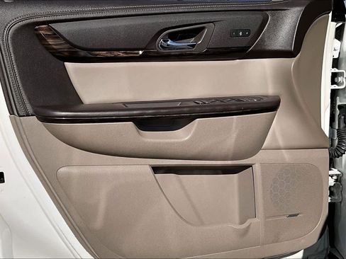 Used 2015 GMC Acadia Denali image 25