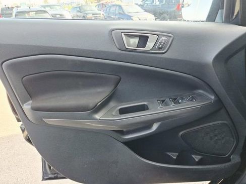 Used 2021 Ford EcoSport SE FWD image 28