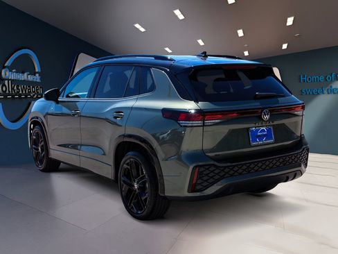 New 2026 Volkswagen Tiguan SE R-Line FWD image 6