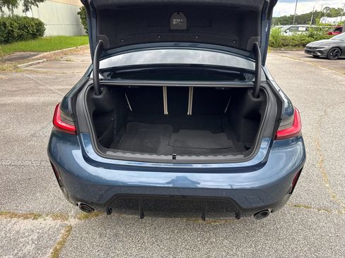 Used 2025 BMW 330i Sedan w/ M Sport Package RWD image 18