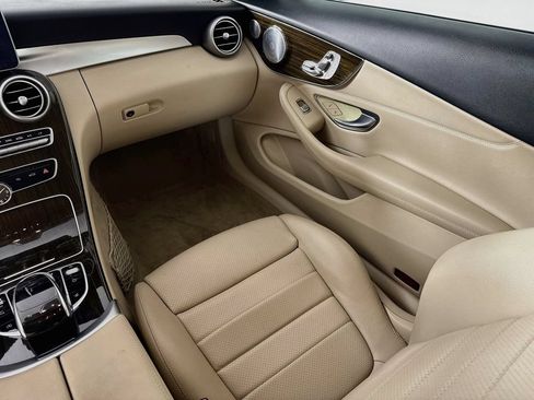 Used 2017 Mercedes-Benz C 300 Coupe image 25