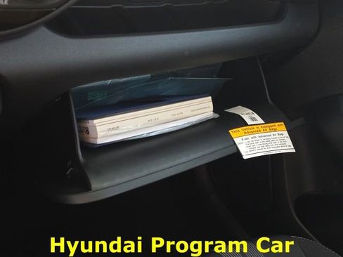 Certified 2026 Hyundai Venue SEL image 16