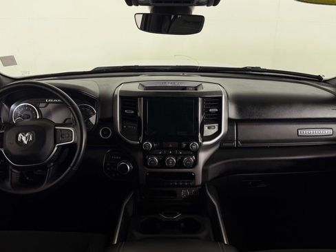 Used 2022 RAM 1500 Big Horn AWD/4WD image 36