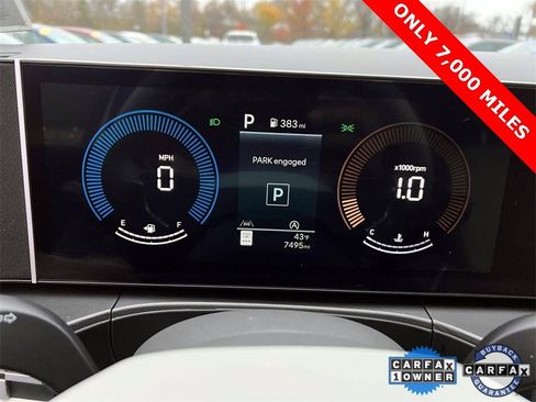 Certified 2025 Hyundai Santa Fe SE image 26