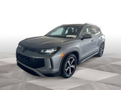 New 2026 Volkswagen Tiguan SE