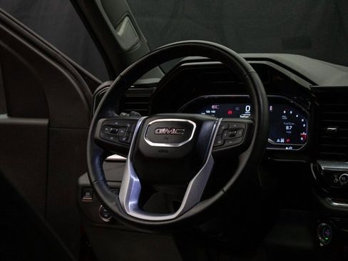 Used 2024 GMC Sierra 1500 Elevation w/ Preferred Package image 16