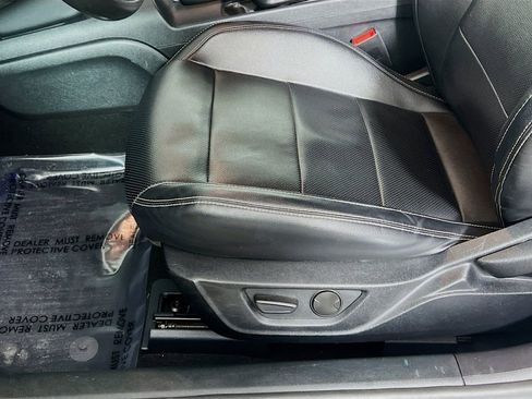 Used 2021 Ford Mustang Premium image 18