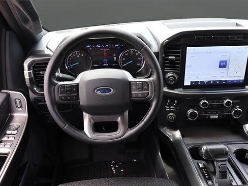 Used 2021 Ford F150 XLT w/ Equipment Group 302A High RWD image 14