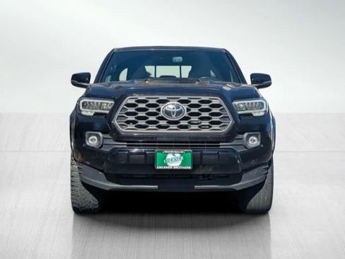Used 2020 Toyota Tacoma TRD Sport image 2