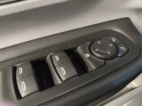 Used 2018 GMC Terrain SLE AWD/4WD image 27