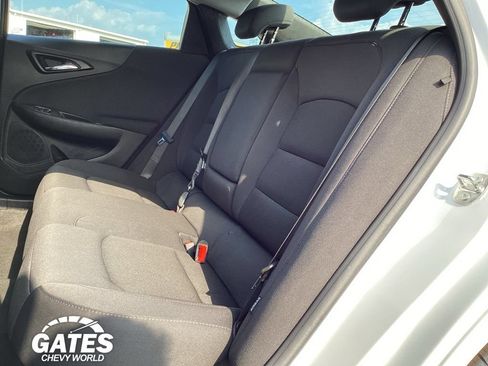 Used 2024 Chevrolet Malibu LT FWD image 11