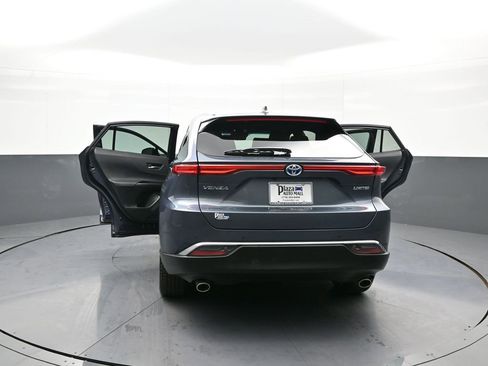 Used 2024 Toyota Venza Limited image 46