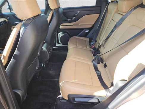 Used 2021 Lincoln Corsair Reserve w/ Elements Package image 8