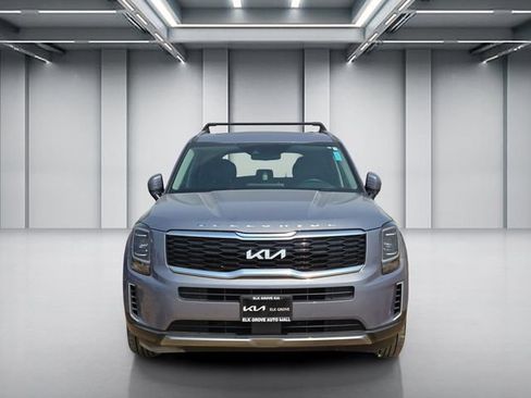 Certified 2022 Kia Telluride EX w/ Towing Package FWD image 2