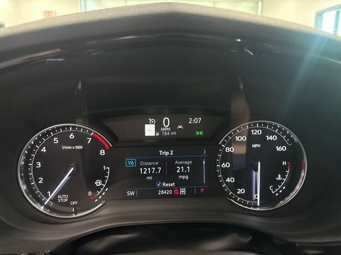 Used 2025 Cadillac XT6 Premium Luxury AWD/4WD image 22