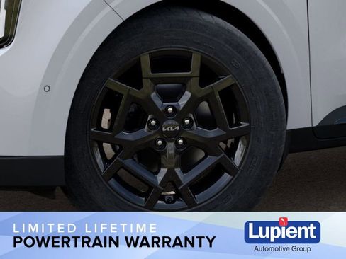 New 2026 Kia Carnival SX w/ SX Dark Edition Package image 11