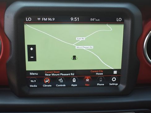 Used 2022 Jeep Wrangler Unlimited Rubicon w/ LED Lighting Group AWD/4WD image 26