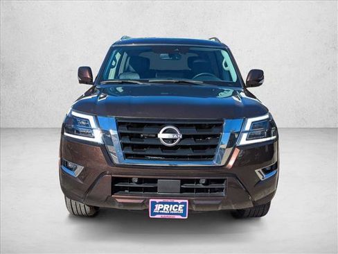 Used 2022 Nissan Armada SL w/ Captain's Chairs Package image 2
