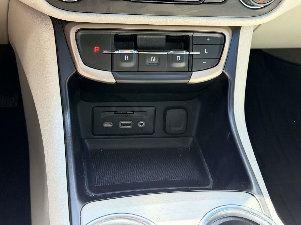 Used 2023 GMC Terrain Denali AWD/4WD image 21
