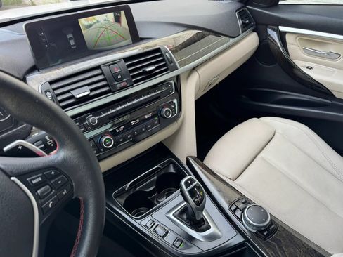 Used 2017 BMW 330i Sedan RWD image 35
