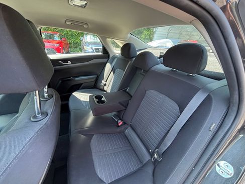 Used 2025 Kia K5 LXS FWD image 29