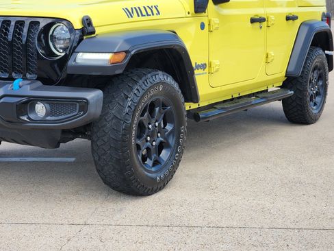 Used 2023 Jeep Wrangler Unlimited w/ Cold Weather Group AWD/4WD image 12