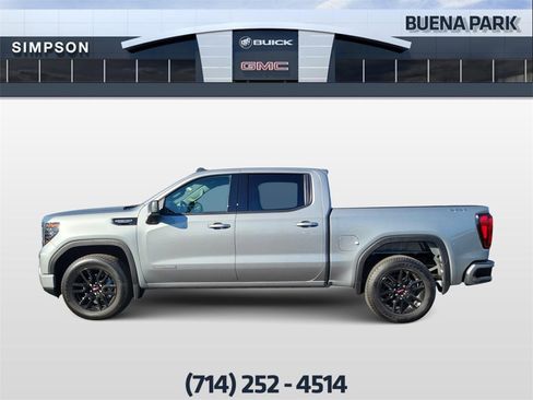 Used 2026 GMC Sierra 1500 Elevation image 5