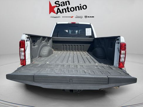 Used 2020 Ford F250 Lariat w/ Chrome Package AWD/4WD image 32
