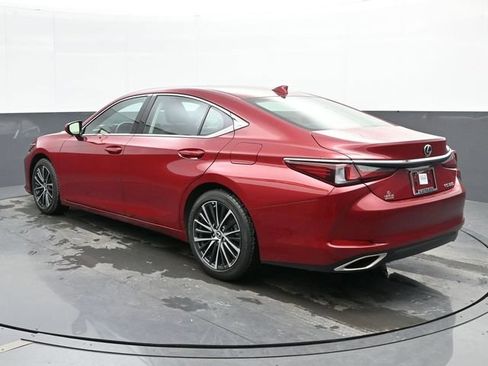 Used 2024 Lexus ES 350 w/ Premium Package FWD image 6