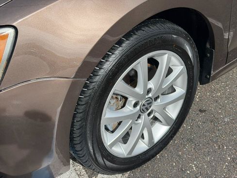 Used 2014 Volkswagen Jetta SE FWD image 6